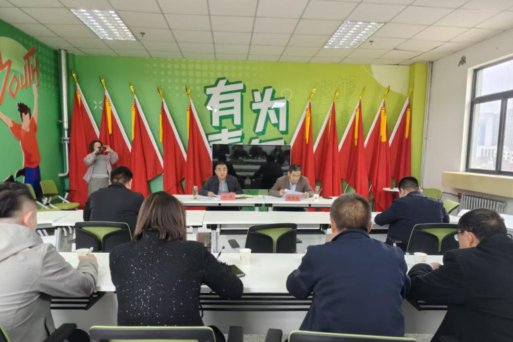 严守食品安全底线 筑牢食品安全防线——饮食服务中心召开食品安全月调度会议